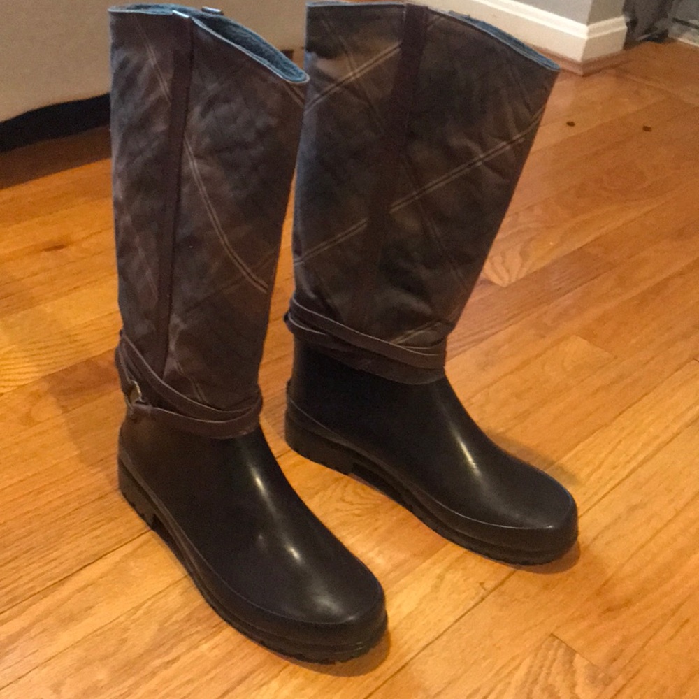 Sperry Plaid Rain Boots